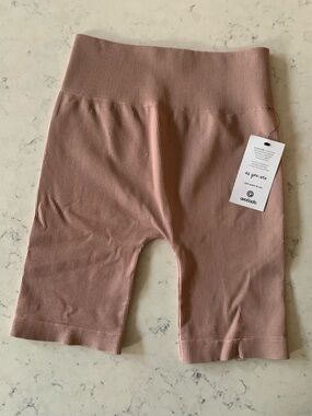 avocado Ribbed Activewear - Dusty Rose NWT - S/M